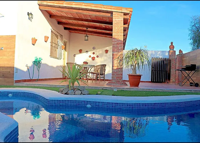 Chalet Acogedor Con Piscina