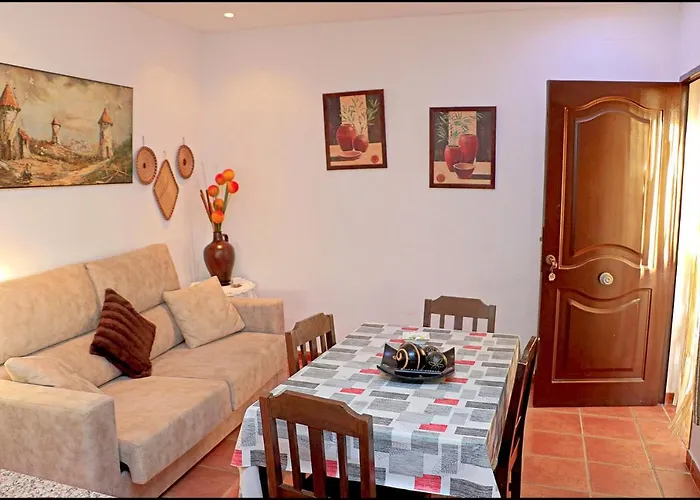 Chalet Acogedor Con Piscina